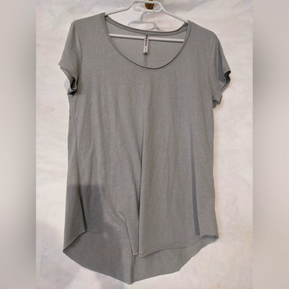 ⚡4 for $50⚡Fabletics t shirt